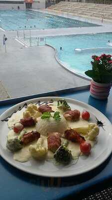 Hechtsprung Im Dantebad