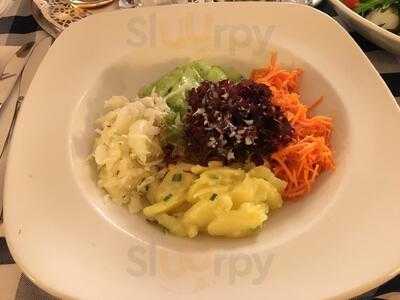 Jean-claude's Bistro & Weinbar