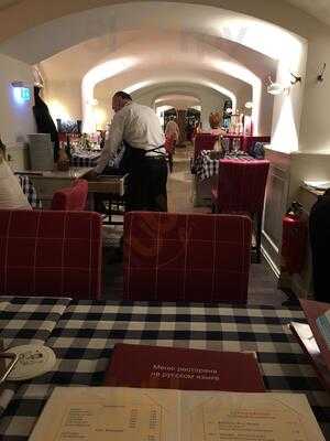 Jean-claude's Bistro & Weinbar