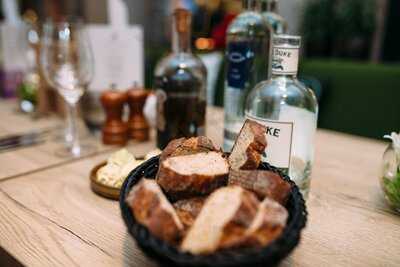 Relax - Food, Drinks & You