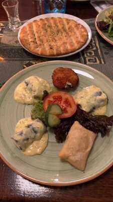 El Greco - Cafe - Bar - Restaurant