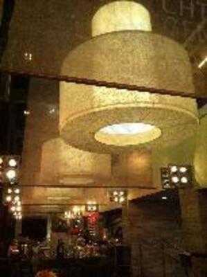 Schwarz & Weiz Restaurant