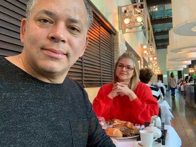 Schwarz & Weiz Restaurant