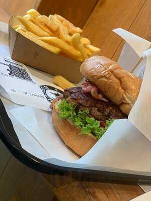 Ruff's Burger