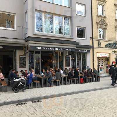 Trumpf Oder Kritisch