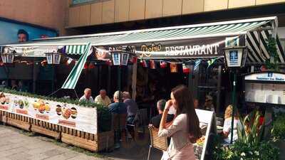 Bar Retro & Restaurant