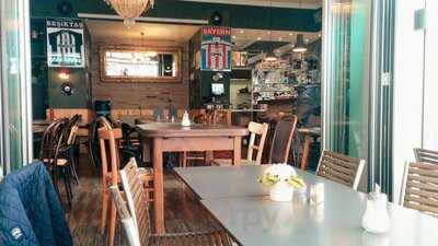 Bar Retro & Restaurant