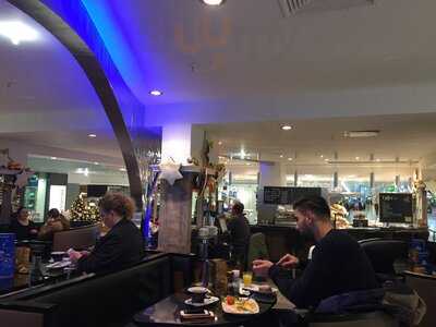 Café Rischart Im Oez