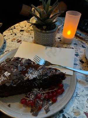 New Era Coffee & Bar