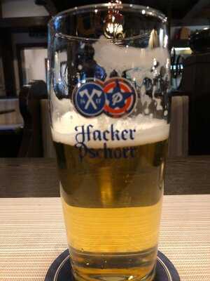 Bayerisches Schnitzel- &  Hendlhaus