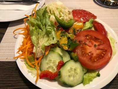 Bayerisches Schnitzel- &  Hendlhaus