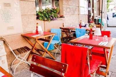 Nironiro Restaurant & Weinbar