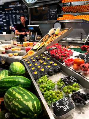 Frooteria Juice & Bagels