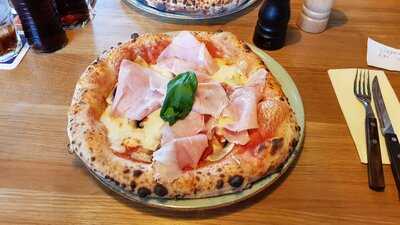 Lausbub Am Ostbahnhof