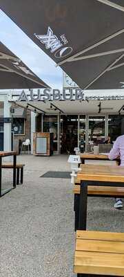 Lausbub Am Ostbahnhof