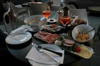 Kulisse Theater-restaurant