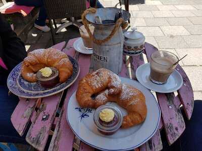 Zimtzicke Café & Wohnzimmer