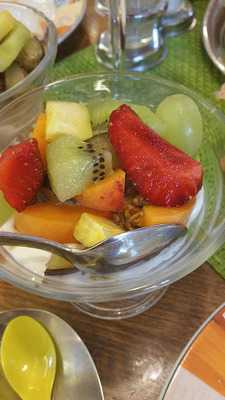 Reis Backerei Konditorei Cafe