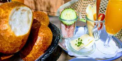 Reis Backerei Konditorei Cafe