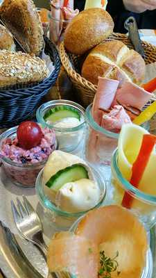 Reis Backerei Konditorei Cafe