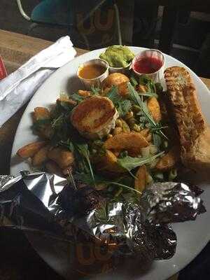 Attentat Griechischer Salat