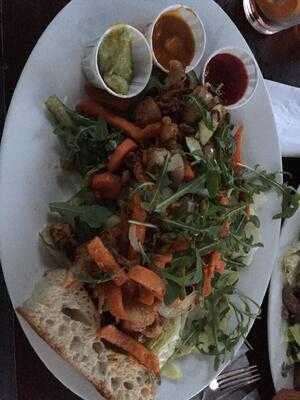 Attentat Griechischer Salat