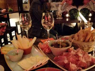 Le Plöpp - Bar & Bistro