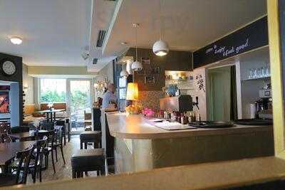 Grand Cafe Bar & Grill