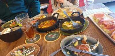 Shadow Bean Café & Bar