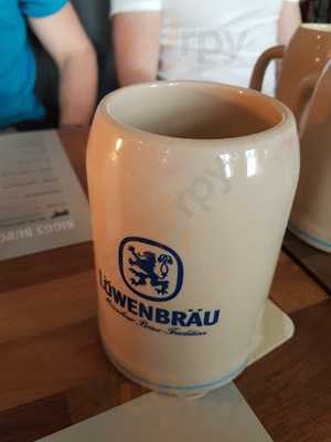 Ronnie Biggs - Burger & Drinks