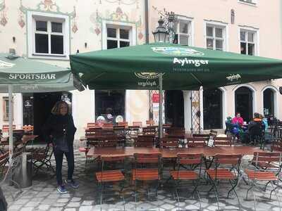 Dubliner Irish Pub & Sports Bar