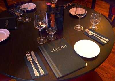 Octopus Grill & Bar