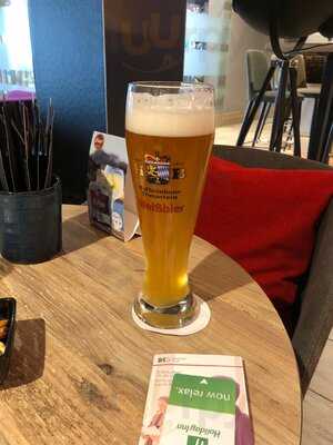 Isar3 Bar, Cafe And Restaurant