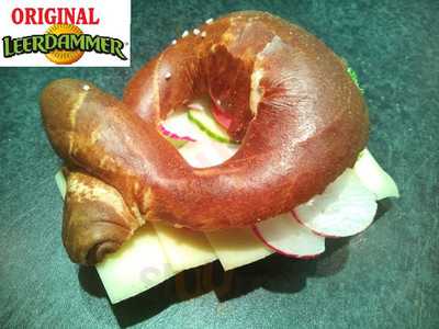 Oraia Cafe Konditorei Eis