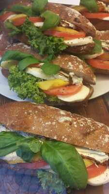 Herzblut - Die Sandwichmacherei