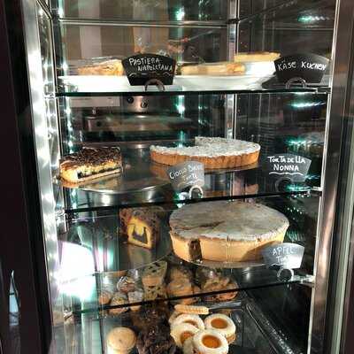 Gelati & Caffe Am Isator