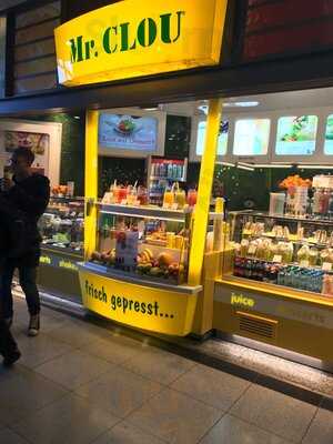 Mr. Clou