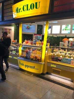 Mr. Clou