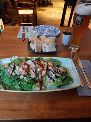 Eatapas Bar & Restaurant