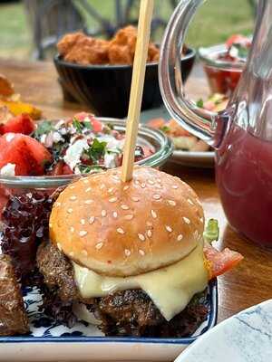 Eatapas Bar & Restaurant