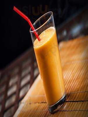 Marien Burgerhouse & Shisha Lounge