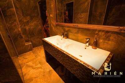 Marien Burgerhouse & Shisha Lounge