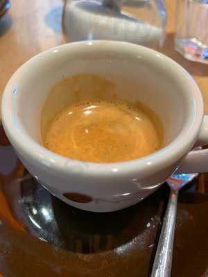 Leone Caffé