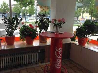 Vanty Asia Food Sushi Bar