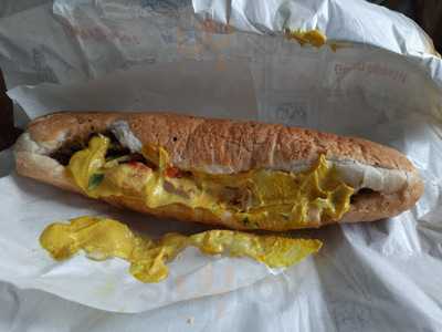 Jahrhundertsosse Essen Bosnawurst Grillfleischsandwich