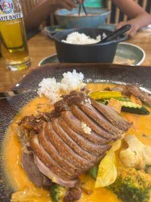 Ho Vietnamesische Küche & Sushi Bar