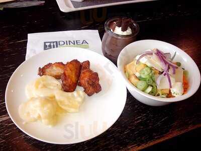 Dinea Restaurant & Café