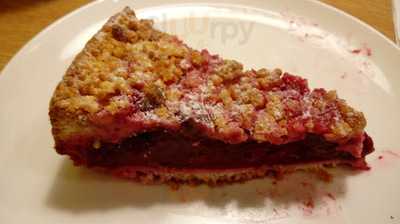 Dinea Restaurant & Café