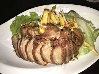 Lilly's Vietnam&tai Cuisin