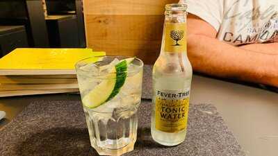 Hans Im GlÜck Burgergrill & Bar